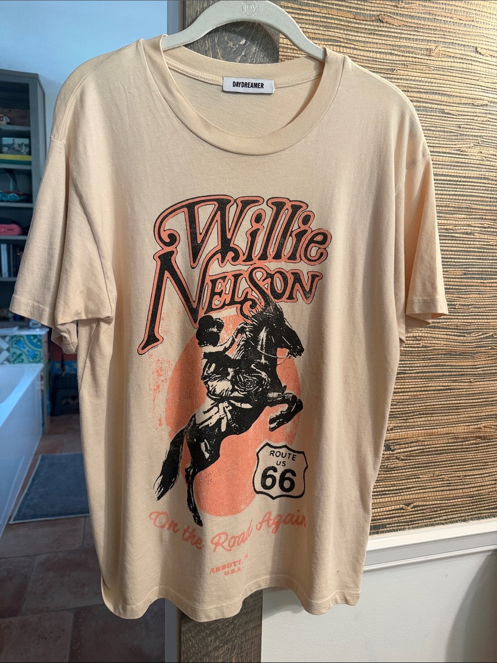 Daydreamer Willie Nelson Graphic Tee - Cream & Orange. - Picture 1 of 3